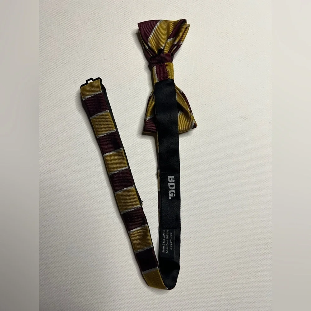 Men’s bow tie kit of 4, like new.   Topman, Urban Outfitters, band of outsiders﻿ - Picture 6 of 7